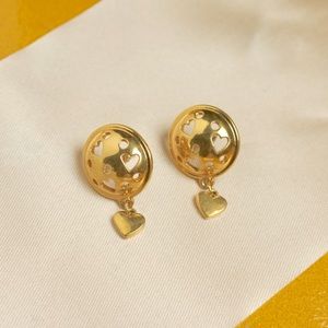 vintage 1990’s to 2000’s gold tone hollow hearts round earrings